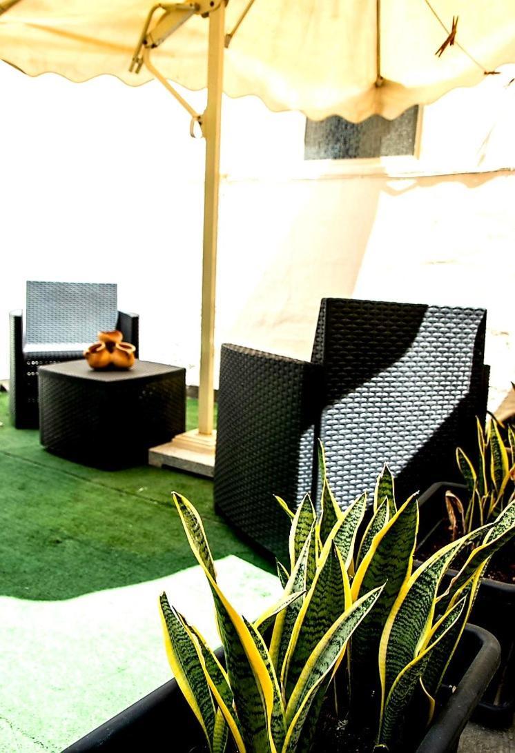 Charming Central Townhouse In Sliema Steps From Promenade And Sliema Ferry Apartment Luaran gambar